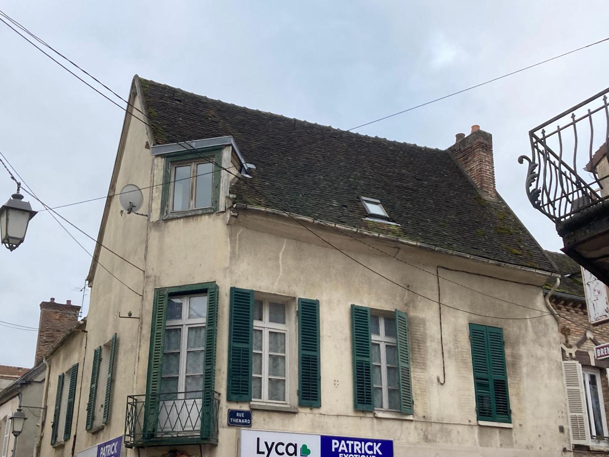 Joli Appart F2, Les 3 Croissants, Centre Ville Sens Exterior foto