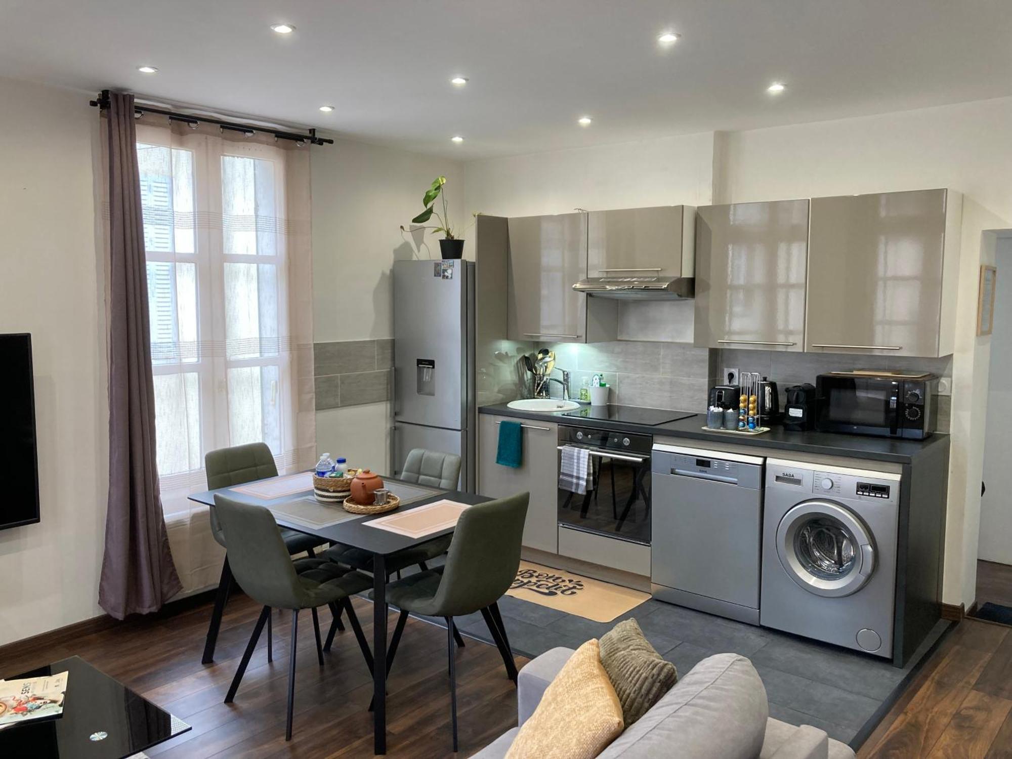 Joli Appart F2, Les 3 Croissants, Centre Ville Sens Exterior foto