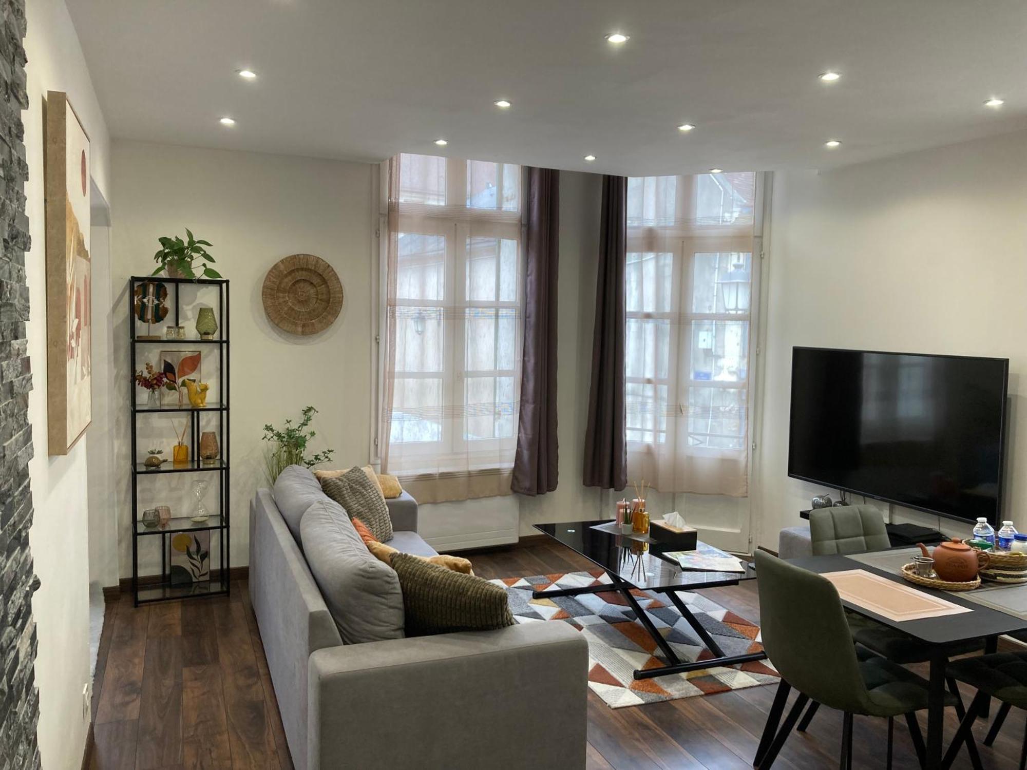 Joli Appart F2, Les 3 Croissants, Centre Ville Sens Exterior foto